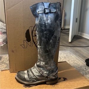 ISO!!!! Original Freebird Roadey. Size 9. Please help me find?